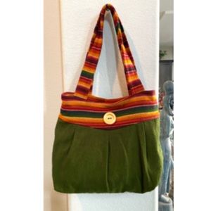 NWOT Sutisana Bolivian hand-spun and hand-loomed sheep’s wool boho bag. Sz 15x13